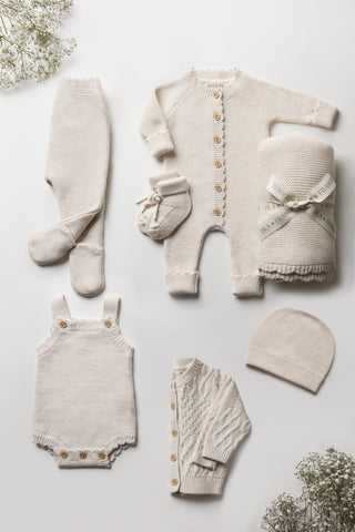 Neutral baby knitted gift set