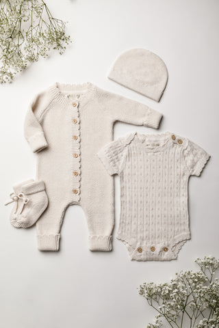 Knitted neutral baby gift set outfit