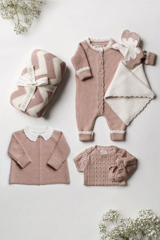 Baby Gift Set flatlay: Rose pink baby knitwear