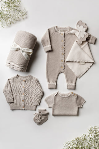 Knitted neutral baby gift set